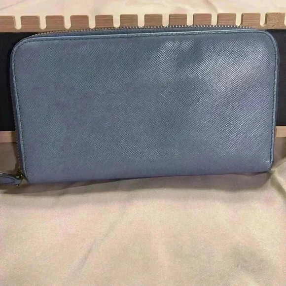 Prada Wallet Zip Wallet - Picture 3 of 15